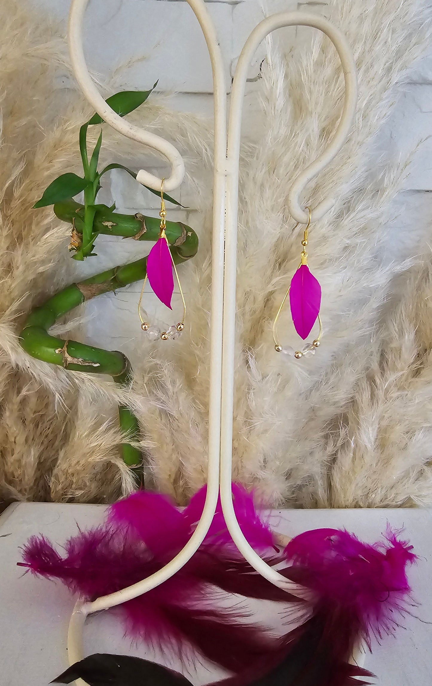 Boucles d'oreilles plumes "Romance Pink Helen" Cristal de Roche & acier inoxydable doré