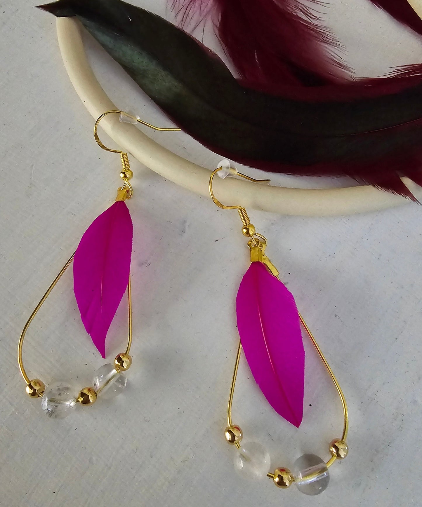 Boucles d'oreilles plumes "Romance Pink Helen" Cristal de Roche & acier inoxydable doré