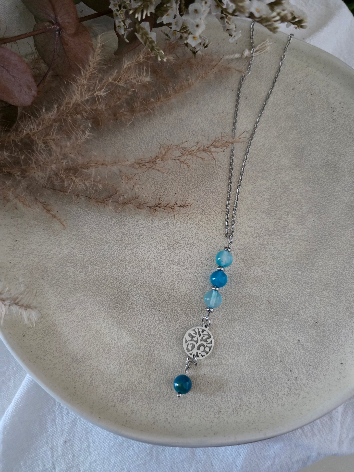 Collier "Océane "Calcite bleue & breloque Arbre de vie en acier inoxydable argenté