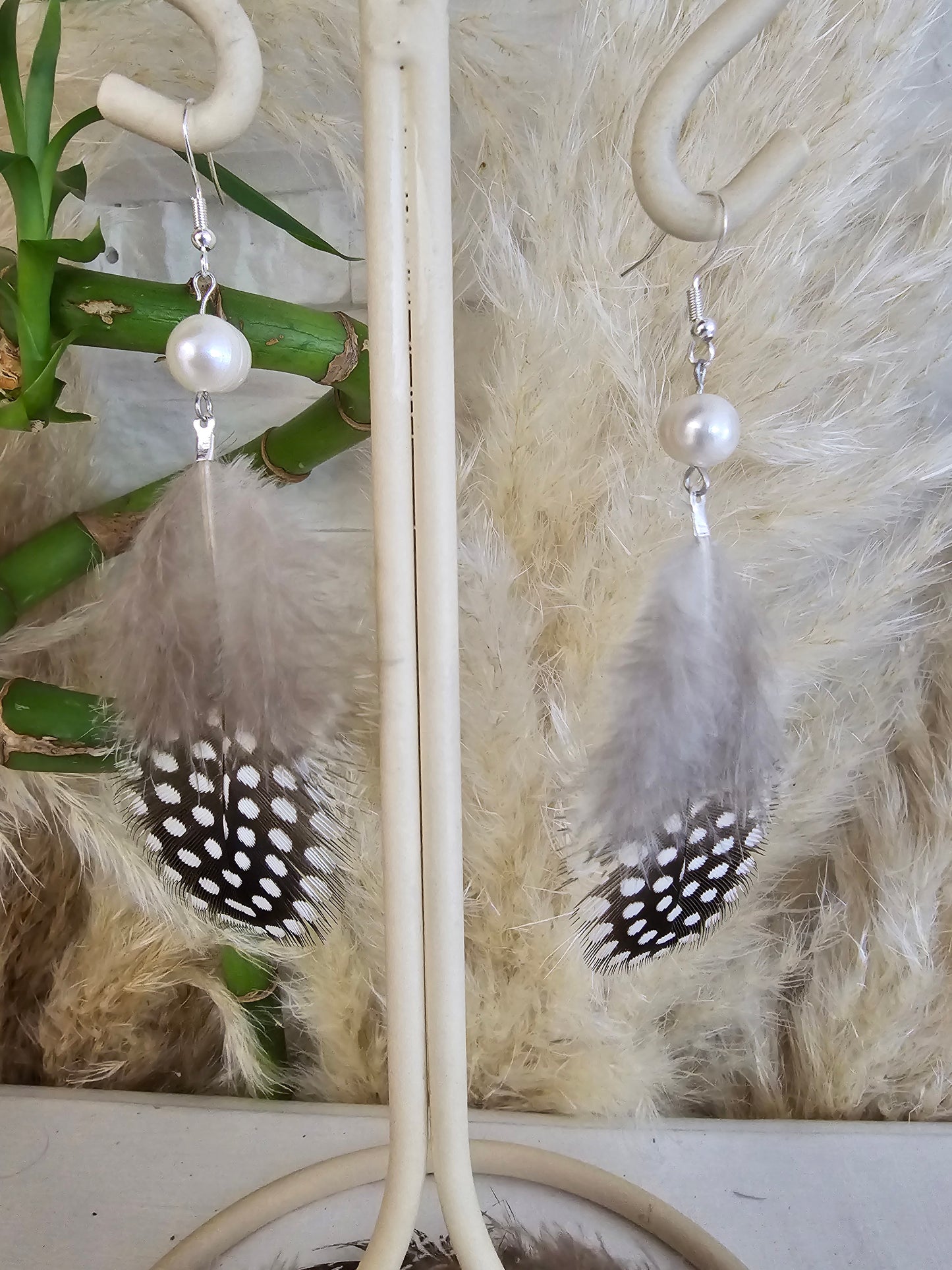 Boucles d'oreilles plume "Helen" Perle naturelle & acier inoxydable argenté